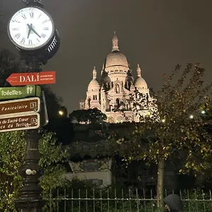 Appartement Au Coeur Montmartre, Paris